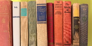 lot 533 image: Books - Antiques - Please See Pictures for Titles and Copywrights