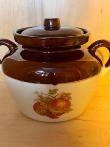 lot 24 image: McCoy Crock w Apple Decor