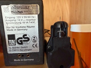 lot 89 image: Micro-Mark Mini Saw, Used to Cut Gourds OR Your OTHER Projects