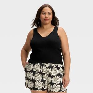 lot 2084 image: Womens V-Neck Sweater Tank - A New Day Black 2X
