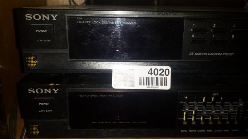 lot 4020 image: Sony AMFM Tuner #ST-JX380 & Sony Graphic Equalizer #SEQ-300