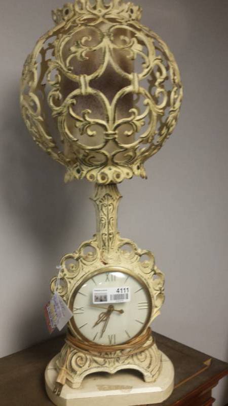 lot 4111 image: Vintage Electric Clock Lamp