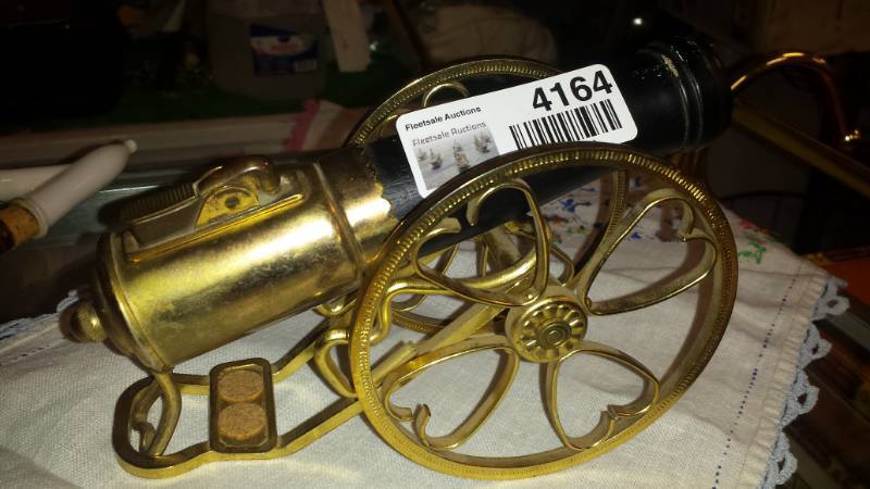 lot 4164 image: Brass Cannon Barrel Lighter