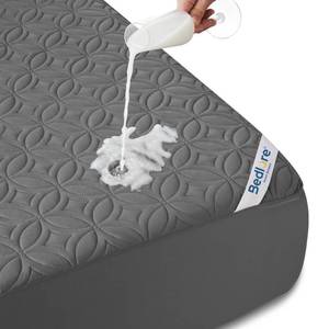 lot 1592 image: BEDLORE Waterproof Mattress Protector, King Size Mattress Pad