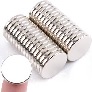 lot 2406 image: MIN CI 30 Pcs Super Strong Rare Earth Magnets, 20 x 3 mm Decorative Round Silver Neodymium Fridge Magnets, Multifunctional for Crafts, Whiteboard, Locker