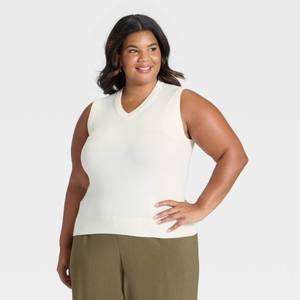 lot 2054 image: Womens V-Neck Sweater Vest - A New Day Cream 4X