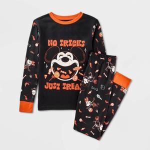 lot 8492 image: Kids 2pc Mickey Halloween Snug Fit Sleep Pajama Set - Black 4