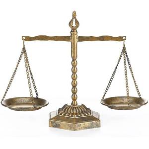 lot 9776 image: Farmhouse Table Libra Scale Decor, Metal Centerpiece Balance for Justice Home Decorative with Vintage Style Gold