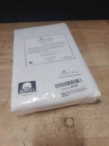 lot 14019 image: Pizuna 100% Cotton King Size Pillow Cases 1000 Thread Count, WhiteLong Staple Combed Cotton Sateen Weave Set of 2 Luxury Pillowcases, King Size Pillow Covers with Stylish 4 Hem
