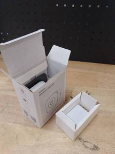 lot 14376 image: 3MP Aquarium Reptile Camera Window Pet Security CameraNo drill magnetic mount for glass tank & window, color night vision, two-way audio, 2.4G 5G WiFi, 247 AI motion detection