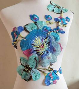 lot 2207 image: 1pcs Beautiful Flower Large Water Soluble Embroideried Fabric National Trend Applique Patch Sew Clothes Accessories (Blue E)