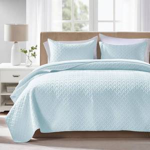 lot 9885 image: FLYMME Quilts King Size, Lightweight Sky Blue Bedspreads, Basket Weave Pattern,Ultra Soft Microfiber Bed Coverlet 3 Pieces for All-Seasons (1 Quilt, 2 Shams)
