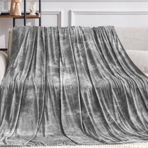 lot 10393 image: Guohaoi Cooling Blanket for Hot Sleepers and Night Sweats 90x90 Queen