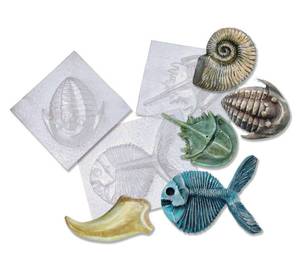 lot 12100 image: Roylco R52002 Roylco Fossil Molds 5 Designs