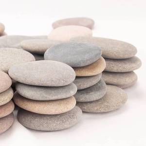 lot 13759 image: About 100 Pcs Painting Rocks, 2.2in-3.5in, Flat, Smooth - River, Craft, DIY Stones, 18 Pounds