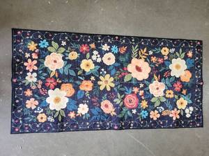 lot 20482 image: Indoor Area Rug Floral Pattern Polyester  Rubber Backing 4ftx2ft