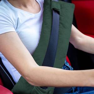 lot 6339 image: Wumimi Seatbelt Cushion & Seatbelt Pillow, Mastectomy Recovery Supplies