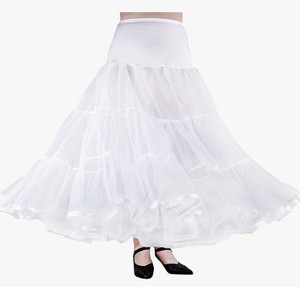 lot 2058 image: Wedding dress under skirt size m