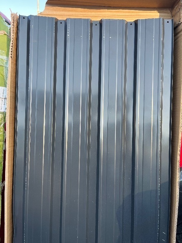 lot 274 image: Bundle of 4 Dark Grey Sheet Metal 63 x 18 MULTI LOT READ DISCRIPTION