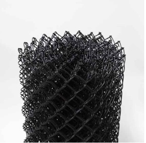 lot 28 image: 4ft x 25ft - Gauge Black Epoxy Chain Link Fabric Material