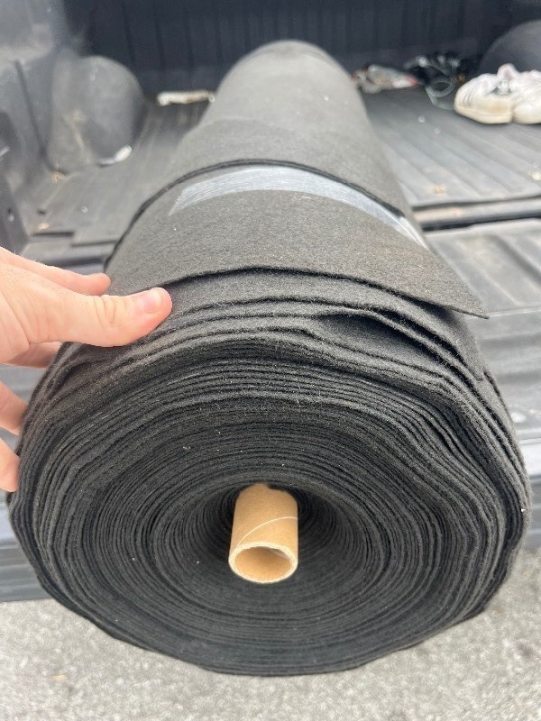 lot 25 image: XL Black Felt Material 3 x 100