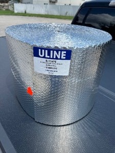 lot 62 image: Cool Shield Thermal Bubble Roll - 12 x 125