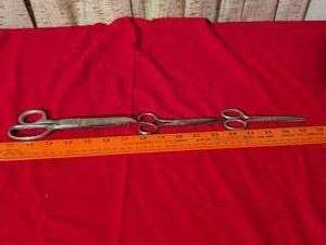 lot 339 image: Lot of 3 Scissors Various Sizes