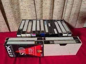 lot 349 image: Lot of 15 VHS Tapes Mixed Brands TDK Maxell SHA