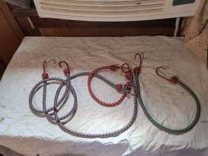 lot 429 image: Bungee Cords with Hooks 4-Pack
