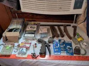 lot 461 image: Hardware & Plumbing Lot Washers Nuts Clips Tools