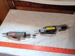 lot 477 image: Air Tools Set Central Pneumatic High Speed Metal Saw and DAPC Die Grinder