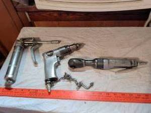lot 478 image: Goodwrench Air Tools 4-Piece Pneumatic Tool Set