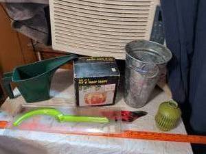 lot 491 image: Fly and Wasp Trap Set of 2 with Pruners and Accessories Lot