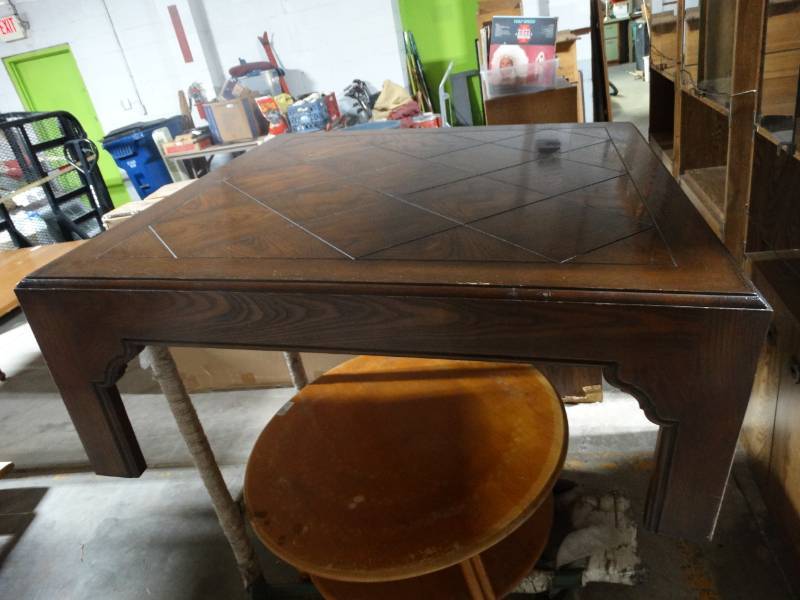 lot 4019 image: Wooden coffee table.