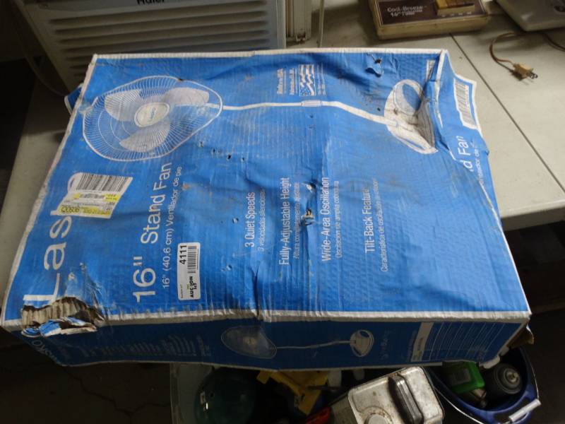 lot 4111 image: Pedestal fan in box