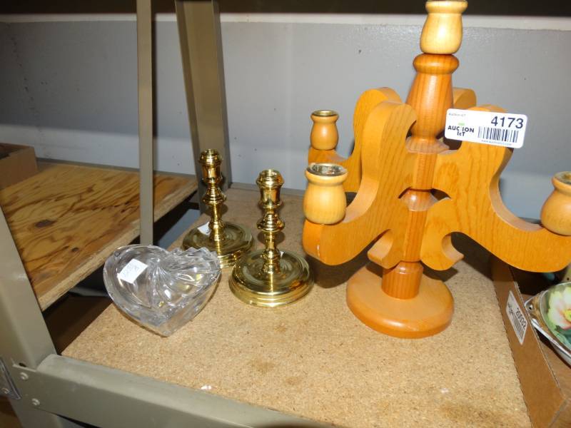 lot 4173 image: Lot of Candle holders.