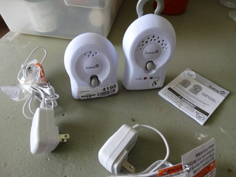 lot 4195 image: Safety baby monitor.