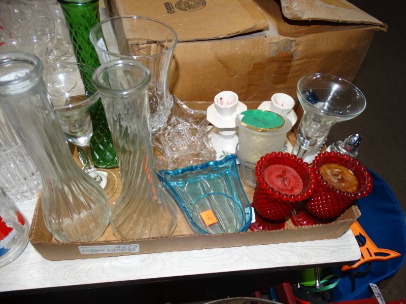 lot 4273 image: Candle holders and vases