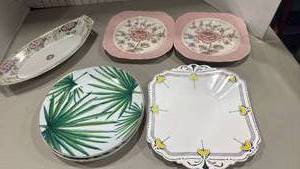 lot 1071 image: Hand painted nippon, Johnson bros and other floral plates