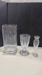 lot 1079 image: Marquis by Waterford and other vases