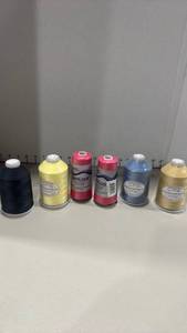 lot 1109 image: Sure lock and quilting thread