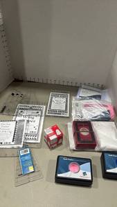 lot 1126 image: Quilting Supplies Lot Wing Clipper Tucker Trimmer, Pounce Quick Swipe