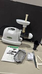 lot 1303 image: Omega Low Speed Masticating Juicer with Accessories