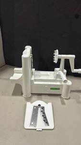 lot 1308 image: Spiralizer Manual Vegetable Spiral Cutter