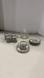 lot 1344 image: Porcelain Tea Service Set with Painted Floral Decoration, service for 5, and Glass Teapot