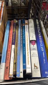 lot 1391 image: Lot of 9 Assorted Hardcover Books Rosemary & Rue American Cut & Engraved Glass