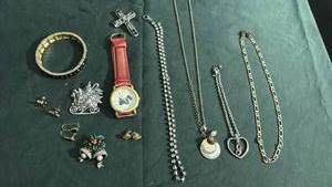 lot 1610 image: Womens jewelry
