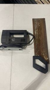 lot 2010 image: Jig saw and hand saw