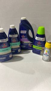 lot 2040 image: Bissell cleaning products