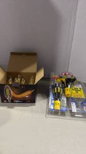 lot 2068 image: Bulb Changing Kit and light bulbs